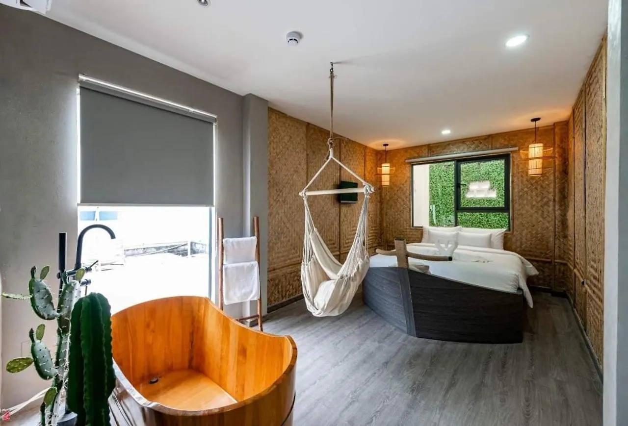 ***  Language Exchange Hotel 3 Ho Chi Minh City Vietnam